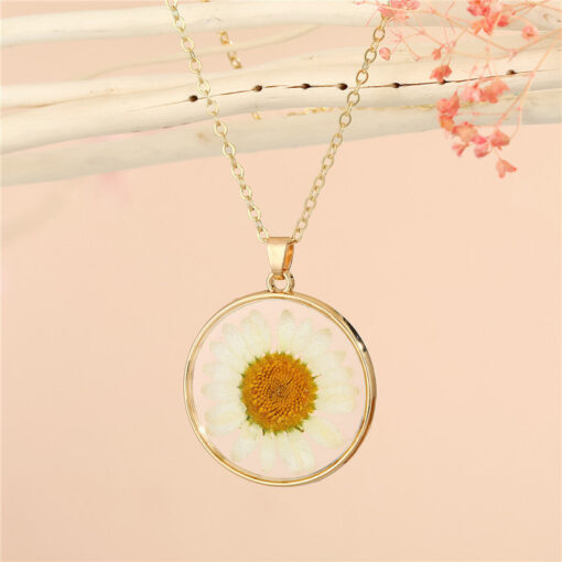 Aesthetic Necklace Bohemia Dried Flowers Chamomile