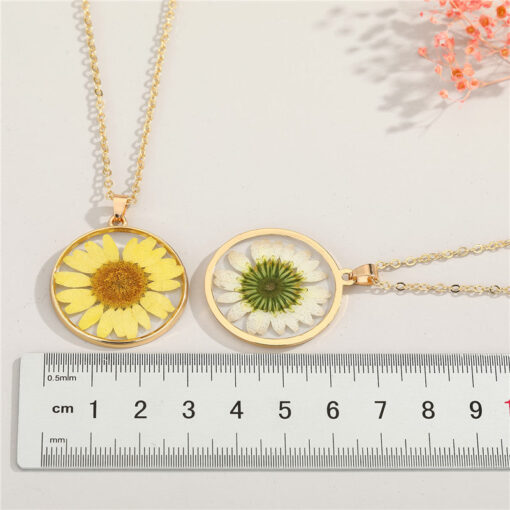 Aesthetic Necklace Bohemia Dried Flowers Chamomile